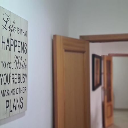 Harbour'S Way, Spacious And Cosy Apartment, With Ac Olhão Exteriör bild